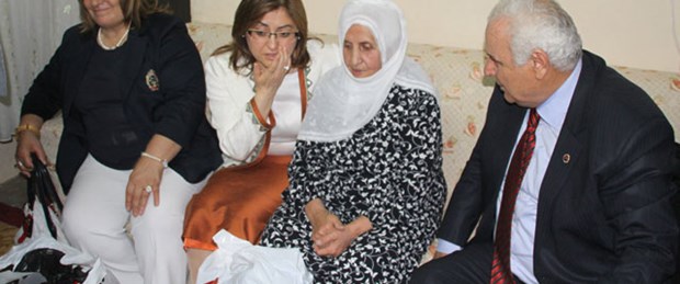Bakan Şahin: Sen de bana Kürtçe öğret