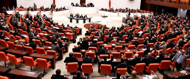 ‘Böcek’in ilacı Meclis'te