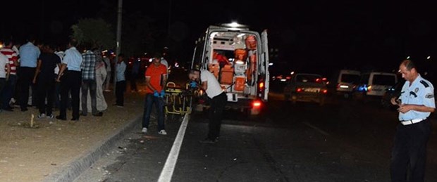 Düğün salonu önünde kaza: 1 ölü