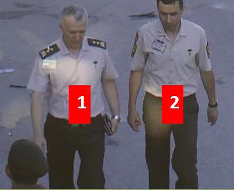 Eski Tümgeneral Baki Kavun, ertesi gün 18.37'de Genelkurmay Karargahı'ndan çıkarken