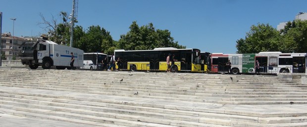 gezi-parki-yaya-giris-cikisina-kapatildi_7209_dhaphoto1.jpg
