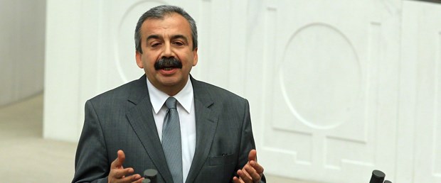 sırrı-süreyya.jpg