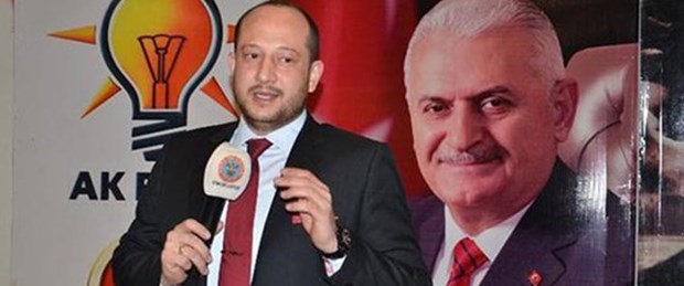 ak-parti-ic-savasa-hazir-olun-diyen-baskan-istifa.jpg