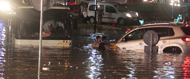 İstanbul'da sağanak yağış