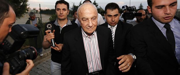 'Kurgulayanlar içeriye girdiğinde bitecek'