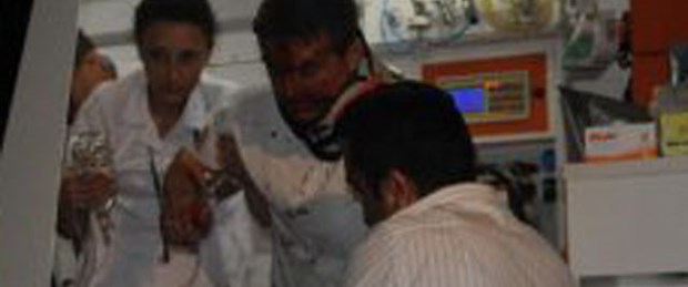 Otomobil ambulansa çarptı: 1 ölü