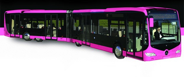 Pembe metrobüs için 60 bin imza