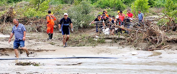 Sel suları can aldı