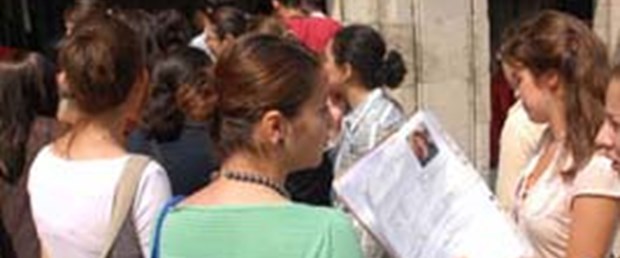 Üniversitelere ek yerleştirmede yarın son gün