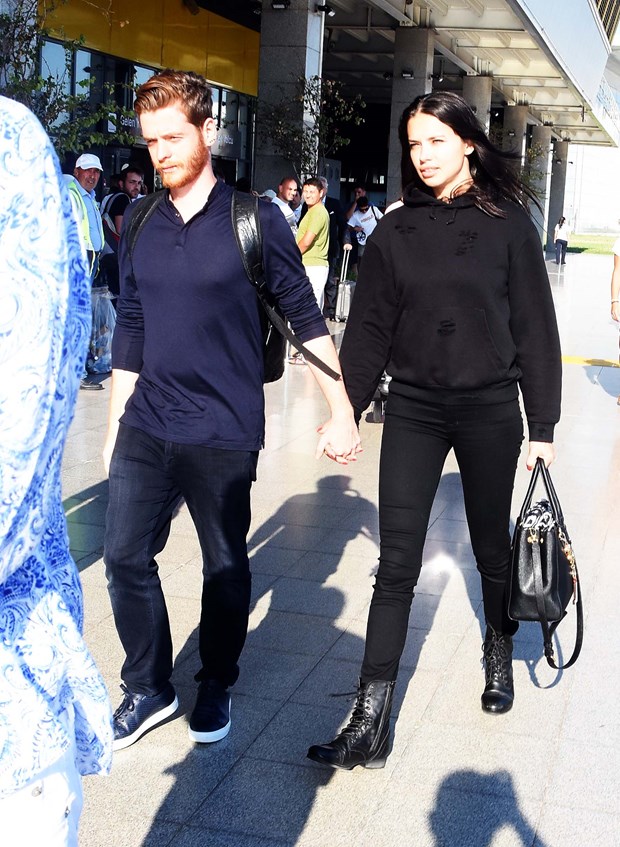 Der türkische Geistliche und Adriana Lima kleideten sich sehr sportlich