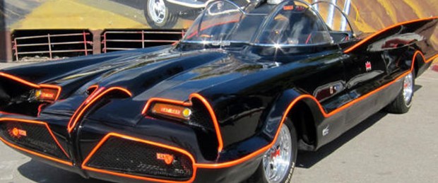 Batmobile 4,2 milyon dolara satıldı