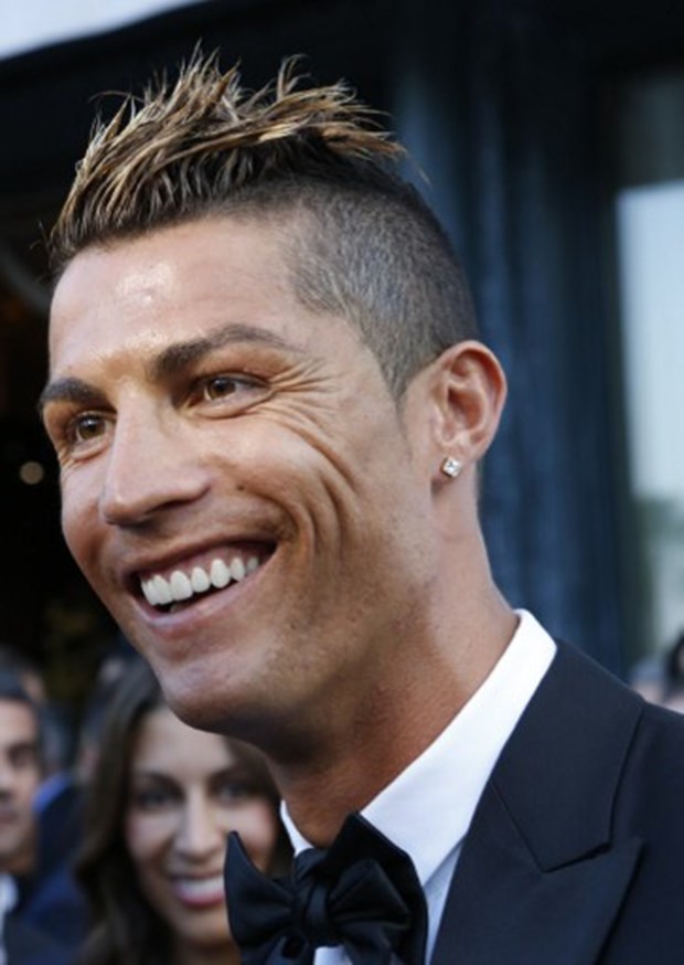 Cristiano Ronaldo�nun estetik ameliyatları 1 NTV
