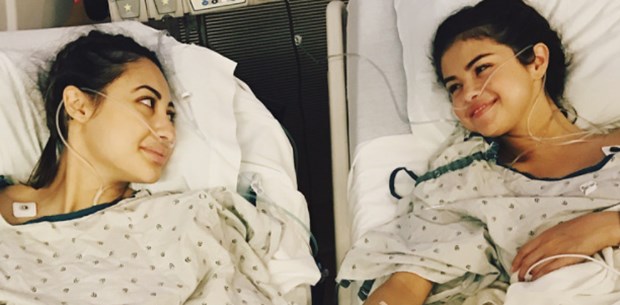 Selena Gomez'den itiraf Böbrek nakli oldum Selena Gomez'den itiraf Böbrek nakli oldum
