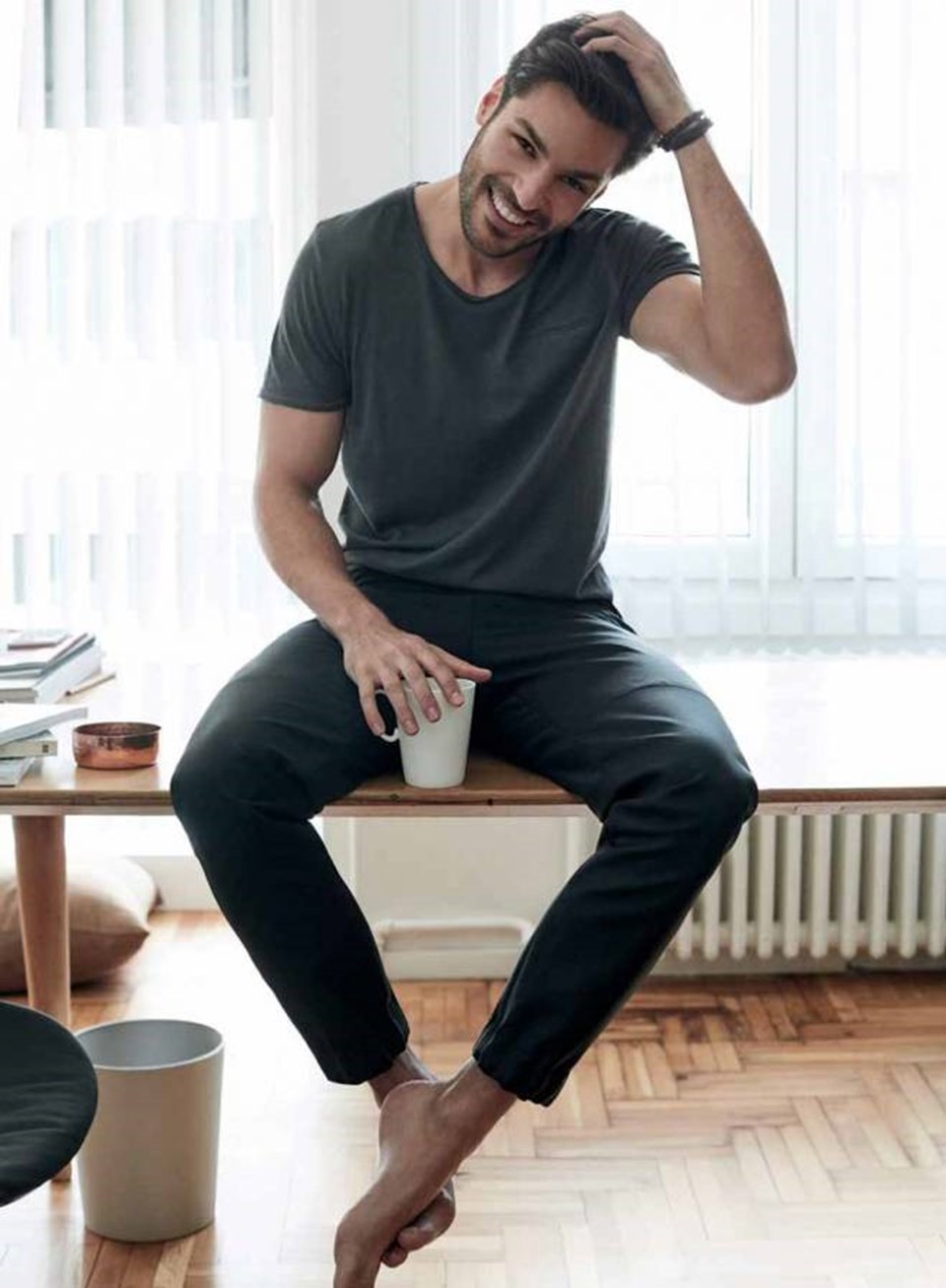 Çayoğlu, Glamour'a verdiği röportajda, yemek konusunda iddialı olduğunu açıkladı.