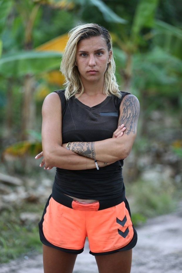Survivor Elif kimdir? (Elif Şadoğlu)