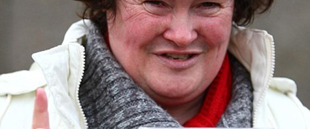 Susan Boyle'un albümü Eminem'i solladı