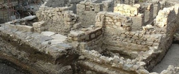 ‘Vampir’ iskeletleri bulundu