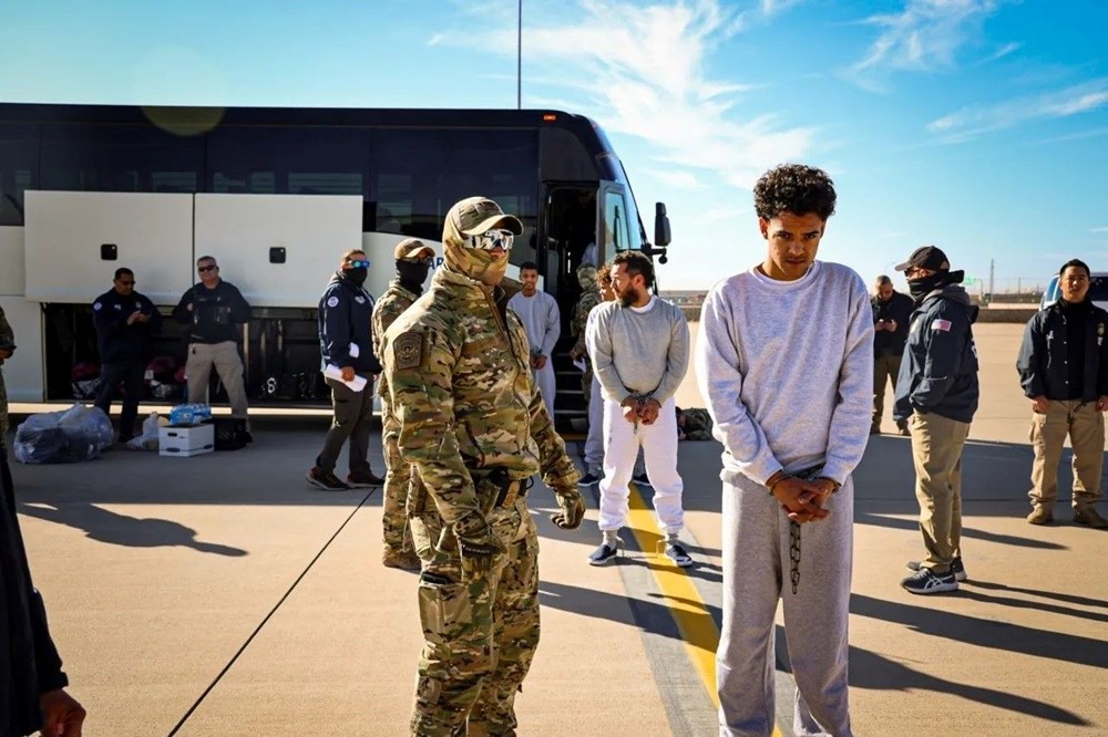 Göçmenler Guantanamo Körfezi'nde: 