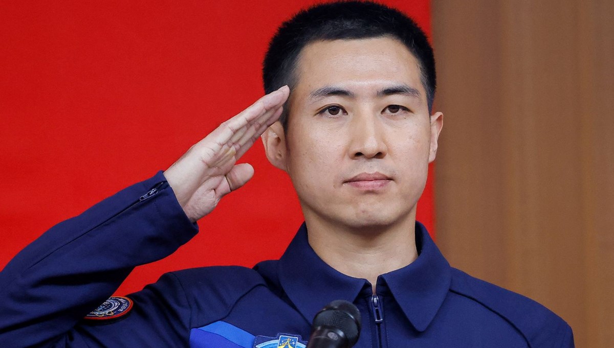 Çin'in en genç astronotu