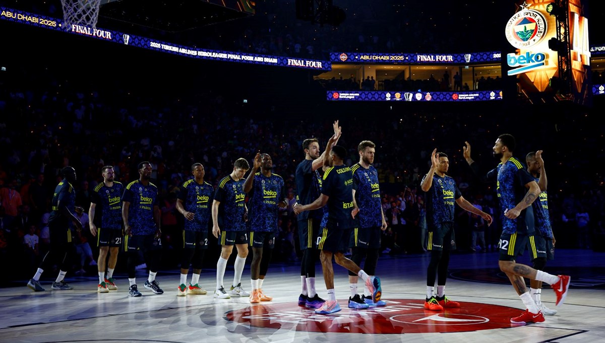 Fenerbahçe, ikinci şampiyonluk için parkede