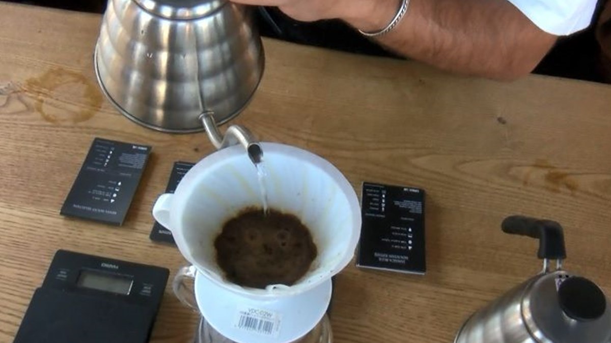 Ankara Coffee Festivali Nde Kilosu 2 Bin Lira Olan Kahve Ziyaretcilere Sunuldu Ntv