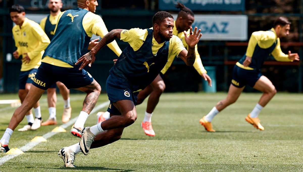 Fenerbahçe, Konyaspor maçının hazırlıklarını tamamladı Fenerbahçe, Konyaspor maçının hazırlıklarını tamamladı