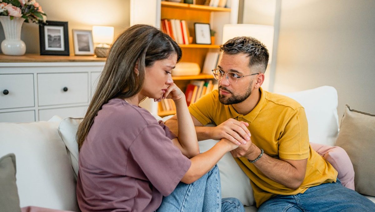 Psikologlara göre manipülasyonun 5 ince taktiği: Fark etmek çok zor değil