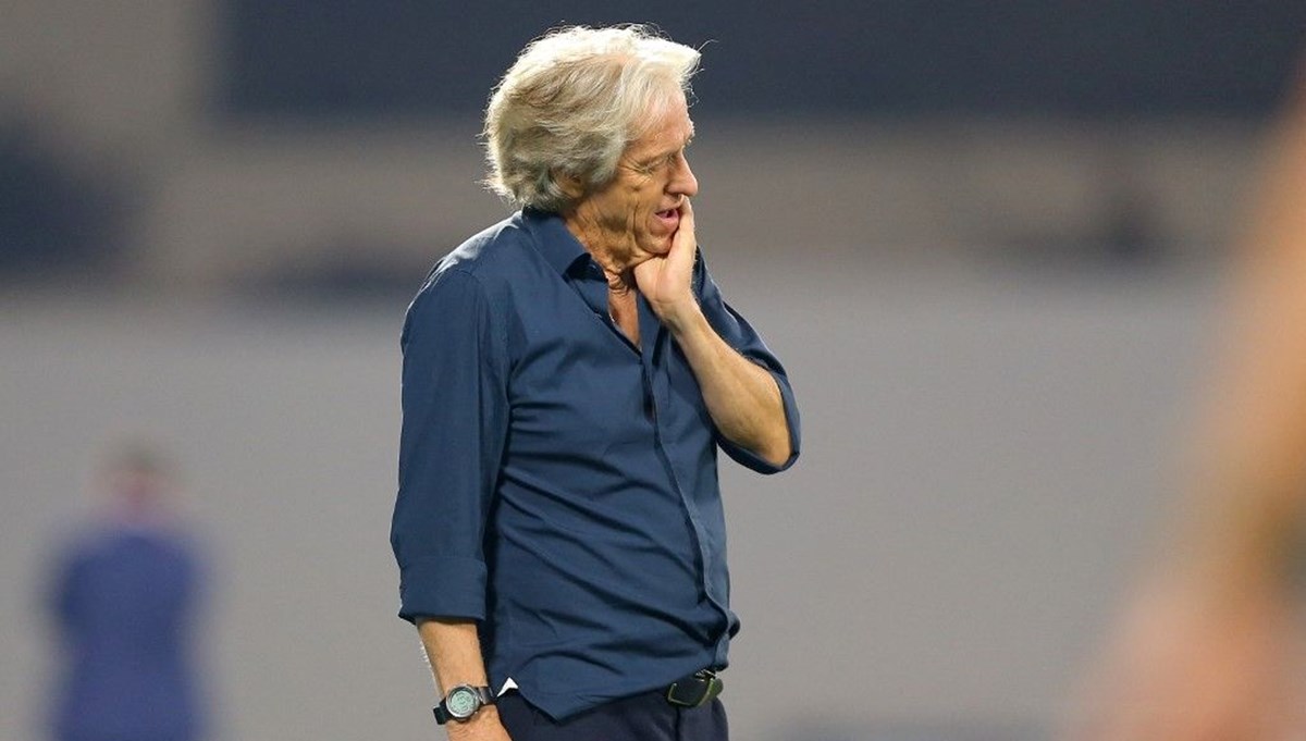 Al-Hilal'de Jorge Jesus'un koltuğu sallanıyor Al-Hilal'de Jorge Jesus'un koltuğu sallanıyor