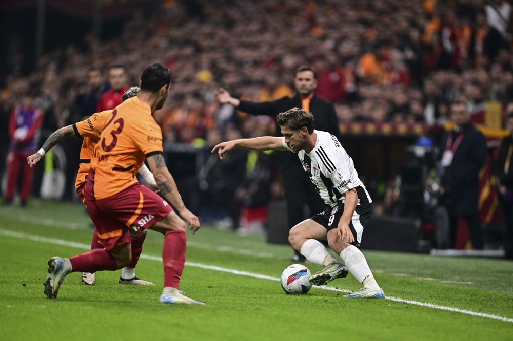 Derbide kazanan Galatasaray: Puan farkı 8'e çıktı - 11