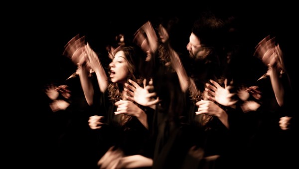 Şahika Tekand'ın Studio Oyuncuları 23. İstanbul Tiyatro Festivali'ni Io ile açıyor