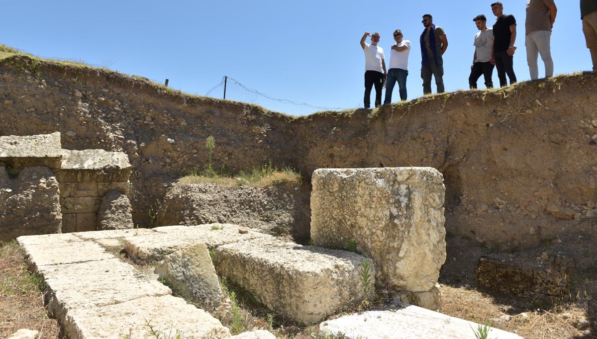 Pompeipolis Antik Kenti'ndeki anıtsal yapılar çok uluslu kazı ekibiyle gün yüzüne çıkarılıyor