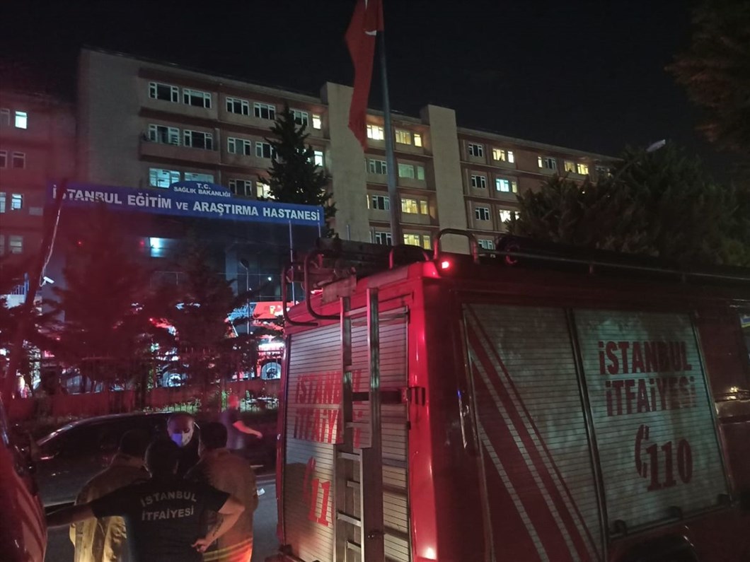 Son Dakika Haberi Istanbul Egitim Arastirma Hastanesi Nde Yangin Ntv