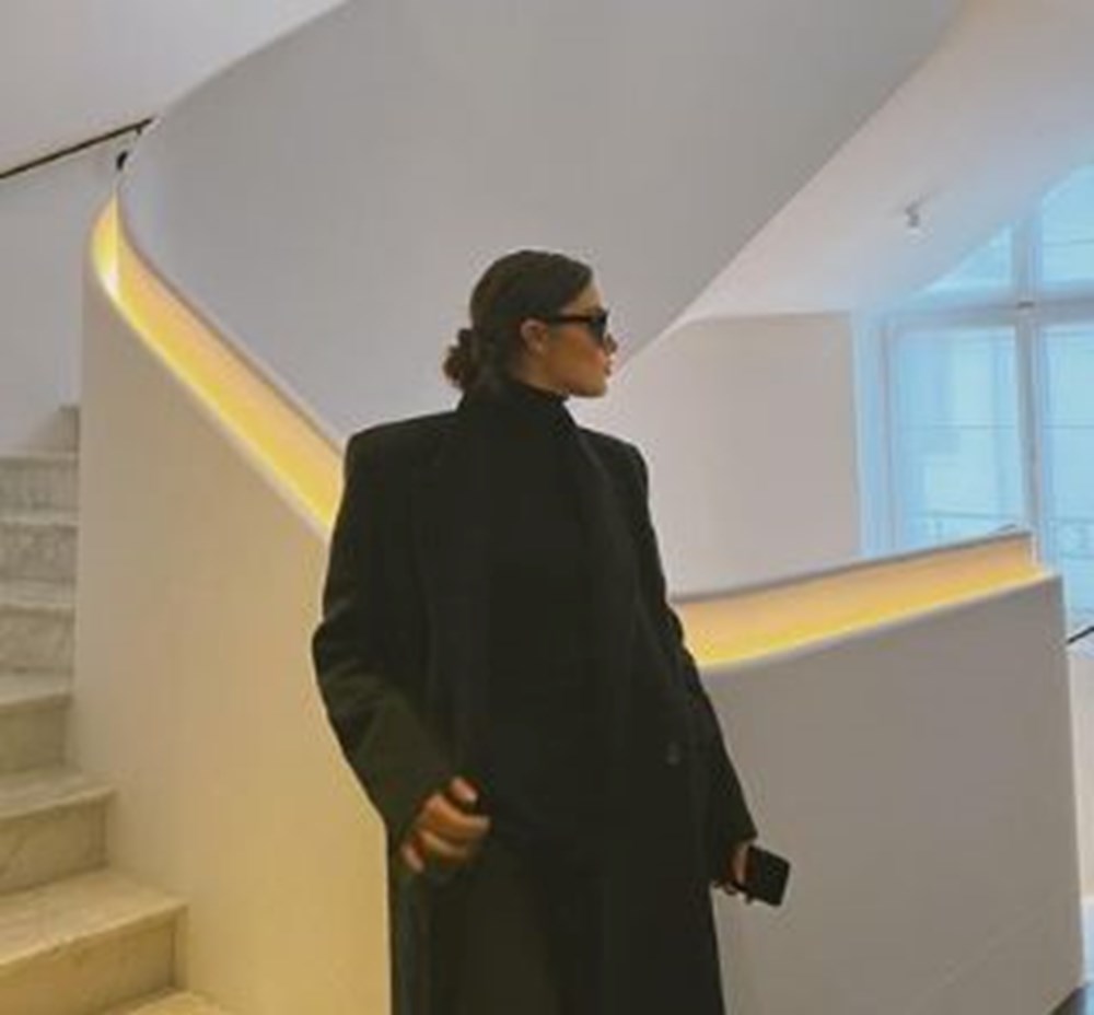 Paris'te tatilde olan Hande Erçel'den yeni kareler - 3