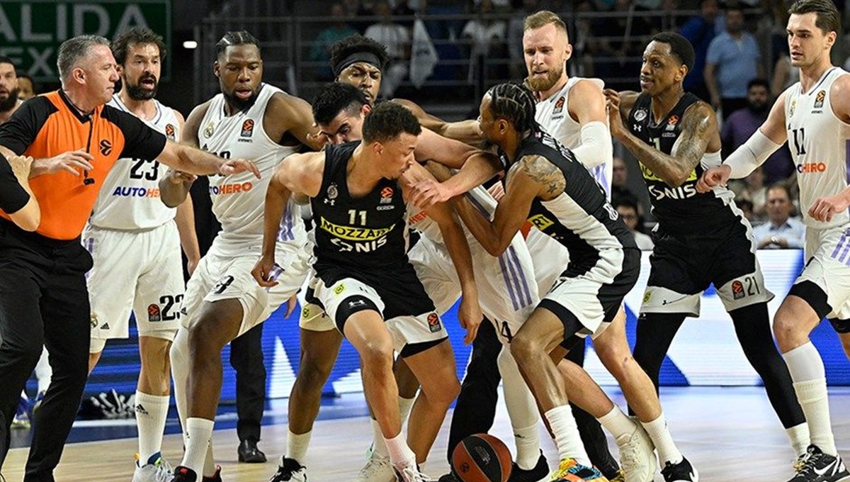 Basketbol tarihine geçen kavga: Real Madrid-Partizan maçında oyuncular birbirine girdi