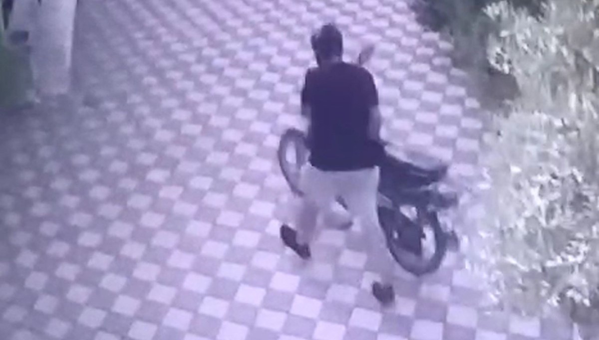 Camide motosiklet hırsızlığı Camide motosiklet hırsızlığı
