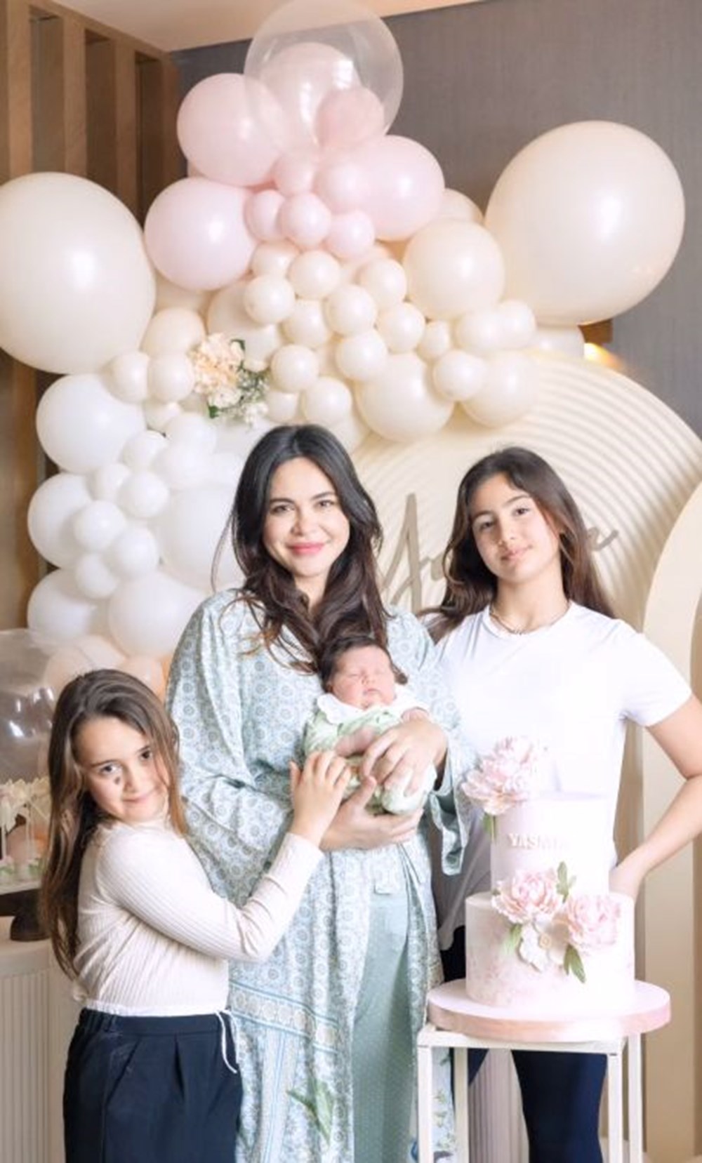 Zeynep Demirel doğum sonrası ilk kez anlattı: Hamilelik boyunca kızları hazırlamakla uğraştım - 5