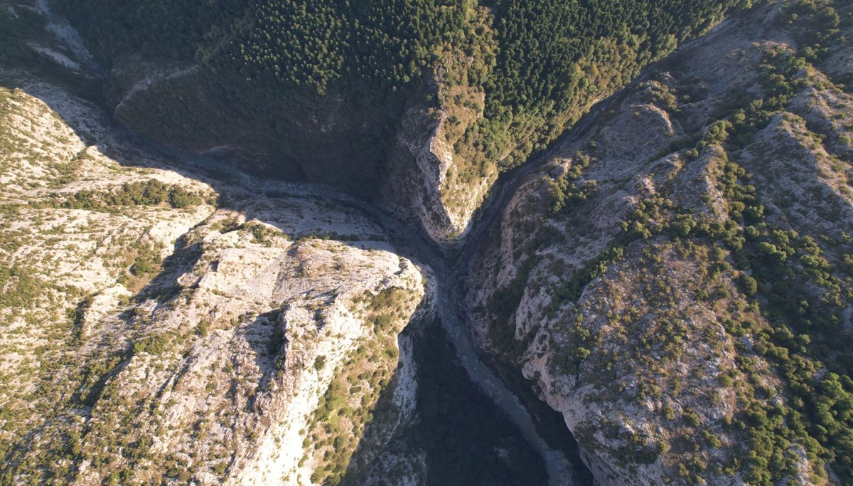 Dünyanın en derin ikinci kanyonu: Valla Kanyonu