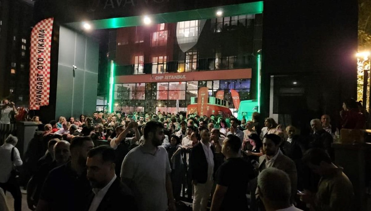 Sokağa çıkma paylaşımlarına tutuklama