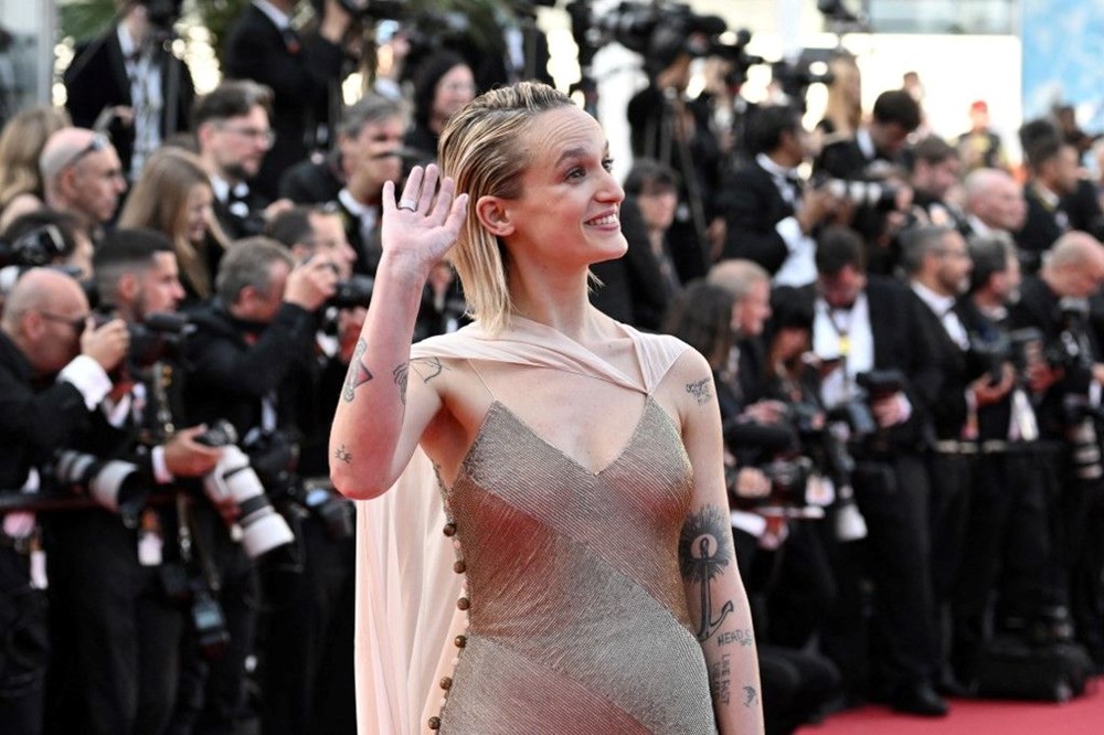 2022 Cannes Film Festivali başladı: Kırmızı halı şıklığı - 15