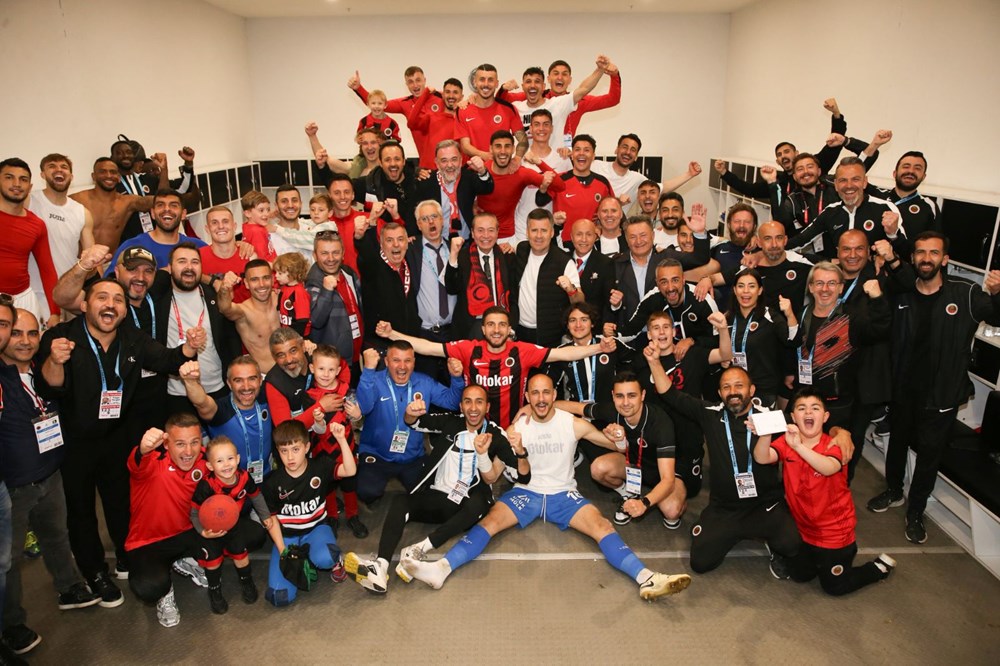 Süper Lig için son 90 dakika! Asırlık çınar 4 yıl sonra dönüyor - 5