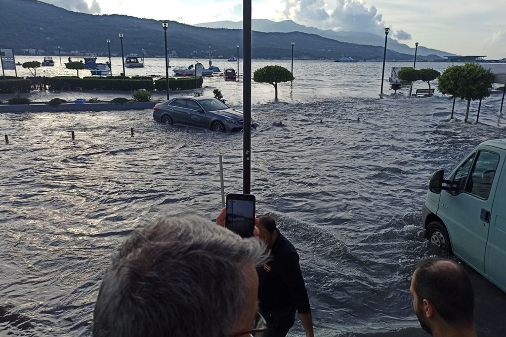 Depremin vurduğu Yunan adası Sisam'da son durum - 7