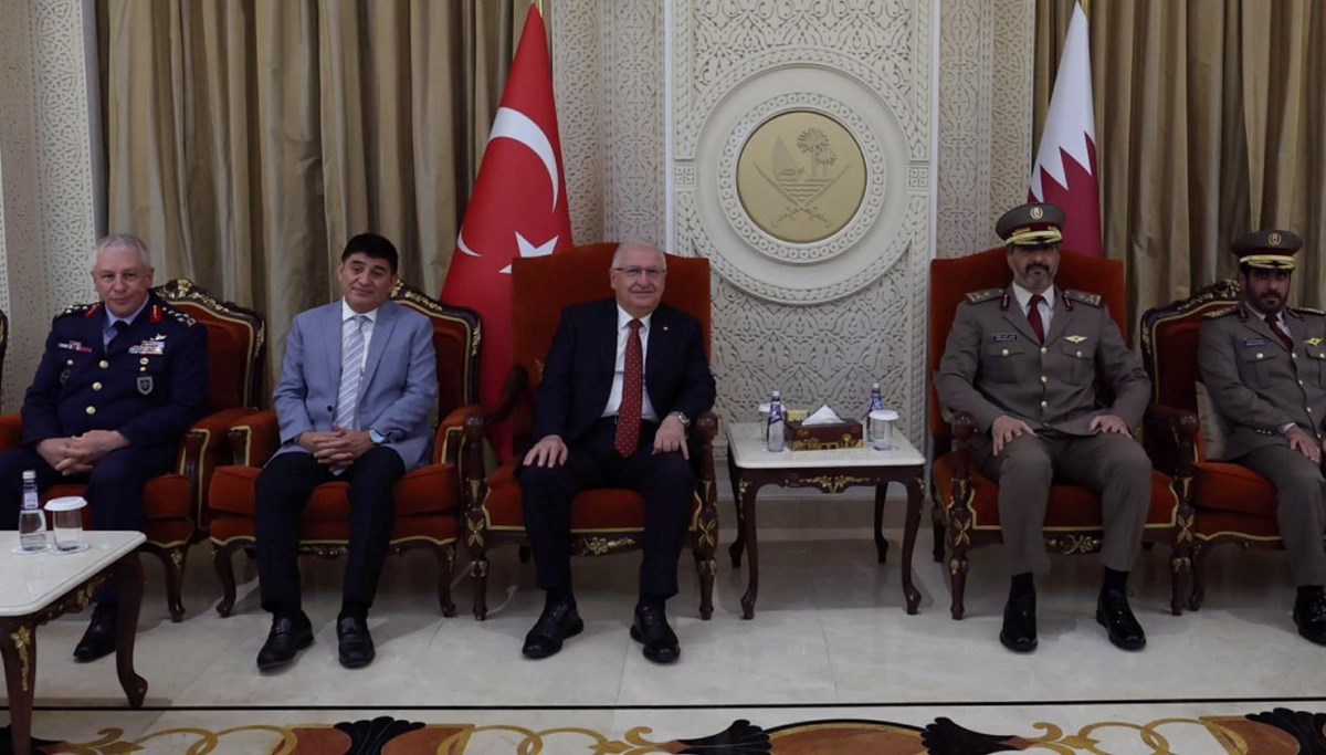 Milli Savunma Bakanı Güler, Katar’a gitti