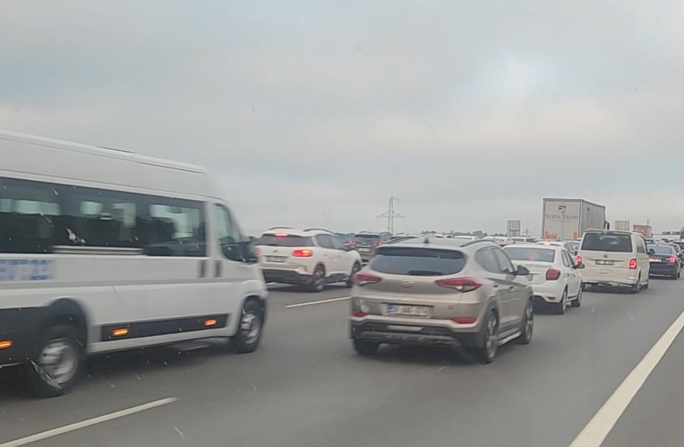 İstanbullular depremin ardından yollara düştü - 1