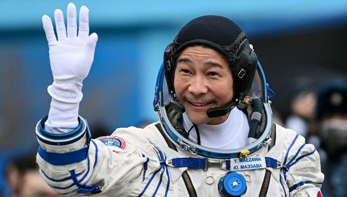 Japon milyarder Maezawa, 2023'teki Ay seyahatinin yolcularını duyurdu