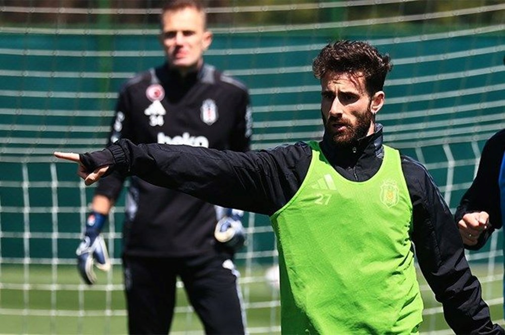 Beşiktaş'tan ayrılacak mı? Rafa Silva kararını verdi 73