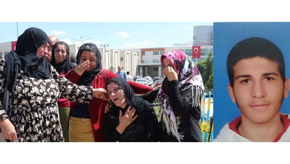 Otobüste sigara içmek isteyen genci döverek öldürdüler