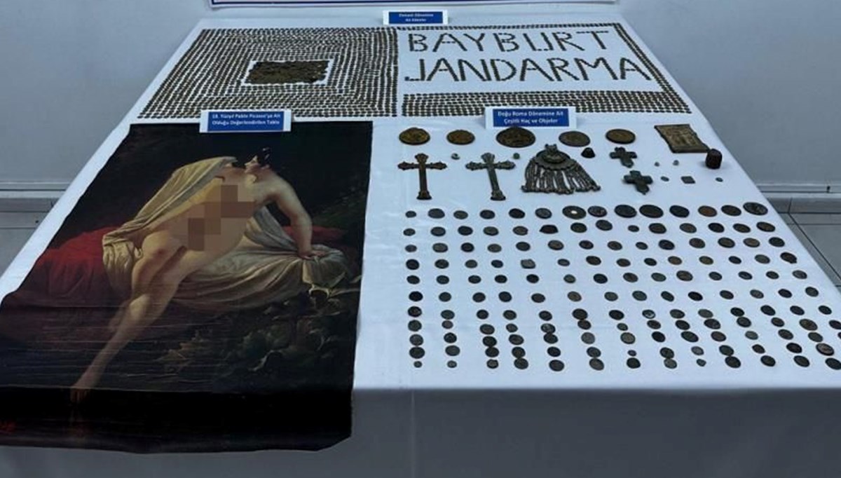 6 milyon euroya satacaklardı: Picasso’ya ait olduğu iddia edilen tablo Bayburt’tan çıktı! 6 milyon euroya satacaklardı: Picasso’ya ait olduğu iddia edilen tablo Bayburt’tan çıktı!