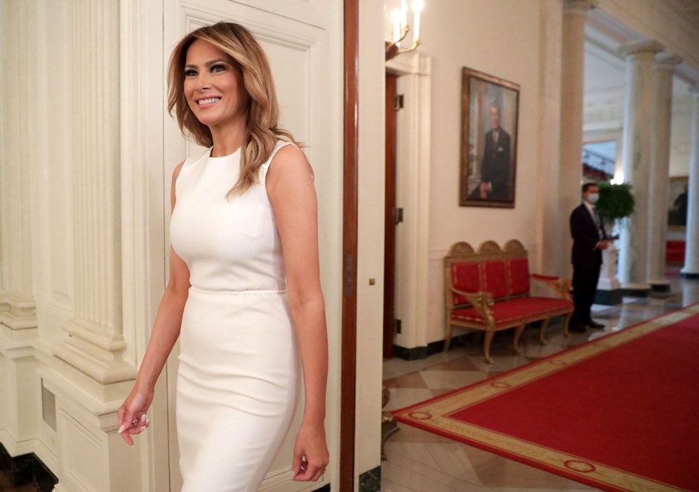 Melania Trump müzayedede kendi NFT'sini mi satın aldı? - 4