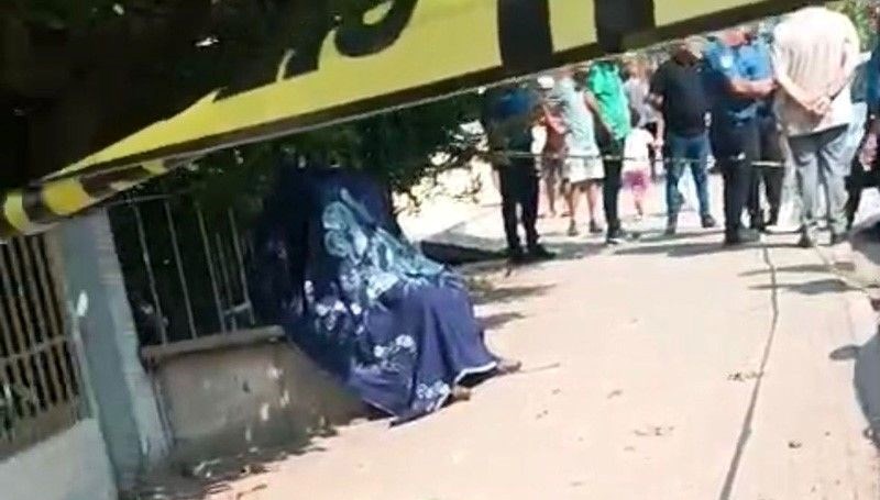 Servis beklerken yaşamını yitirdi