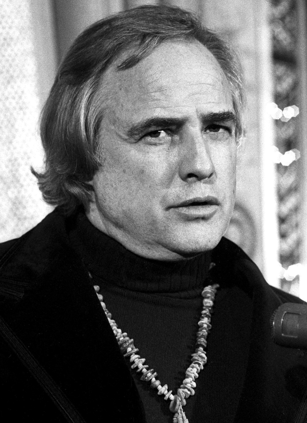 Akademi'den Marlon Brando yerine Oscar'ı reddetmek üzere sahneye çıkan Sacheen Littlefeather'e 50 yıl sonra özür - 9